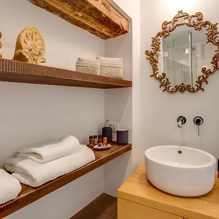 Domicilechania - Venetian Chania (Crete)