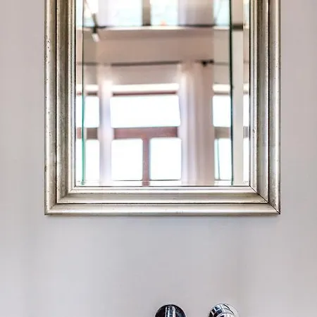 Domicilechania - Venetian خانيا